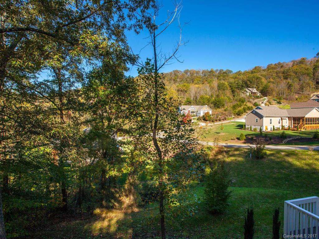 86 Hawtree Court Weaverville NC 28787