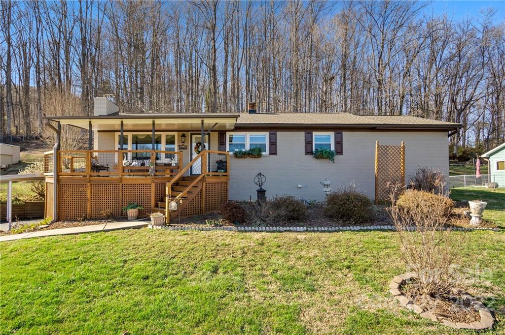 16 Conner Road Candler NC 28715