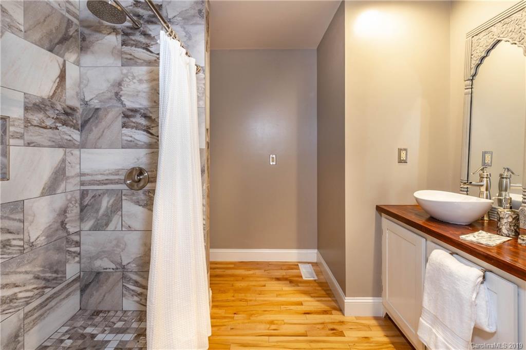 38 Oak Court Fletcher NC 28732