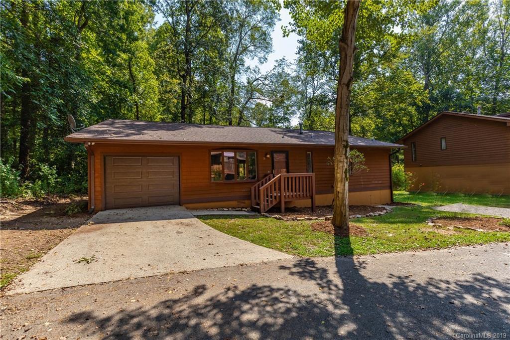 38 Oak Court Fletcher NC 28732