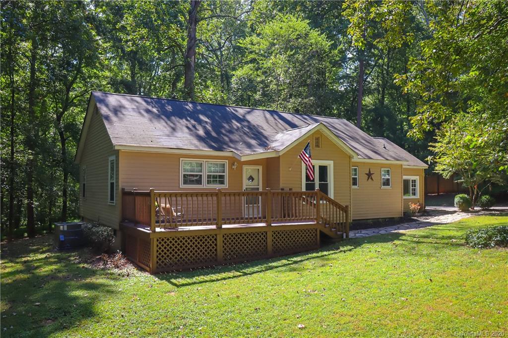 7827 Douglas Drive Charlotte NC 28217