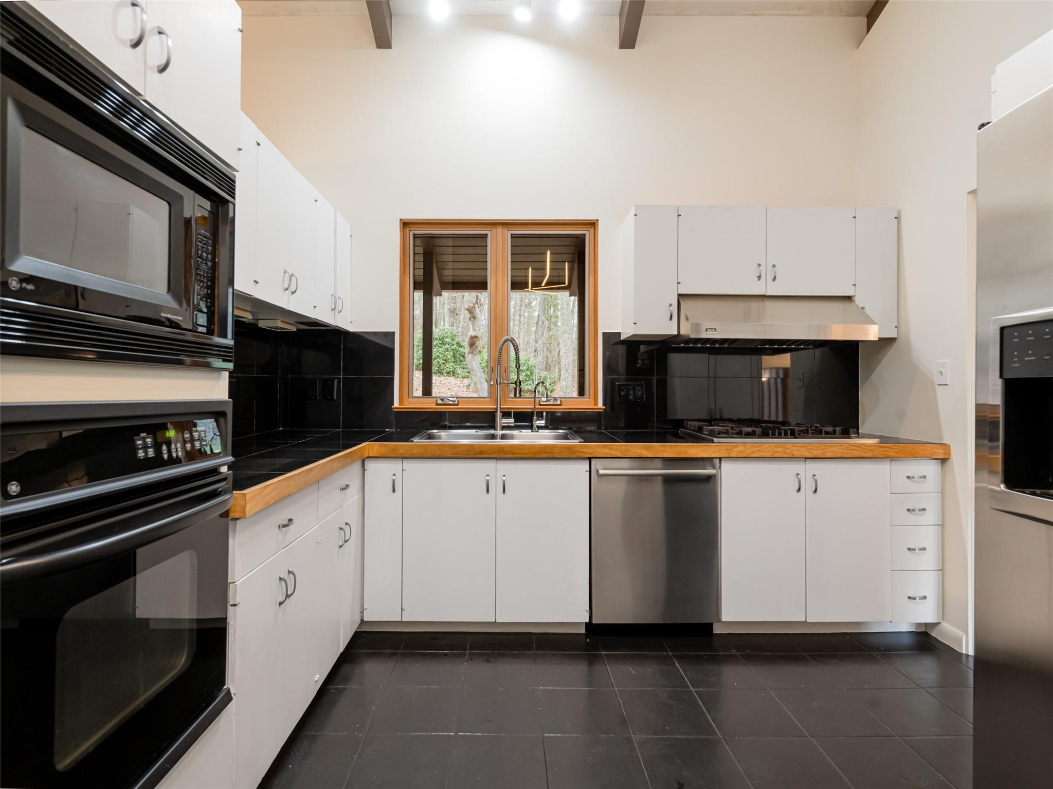 13 Kent Place Asheville NC 28804