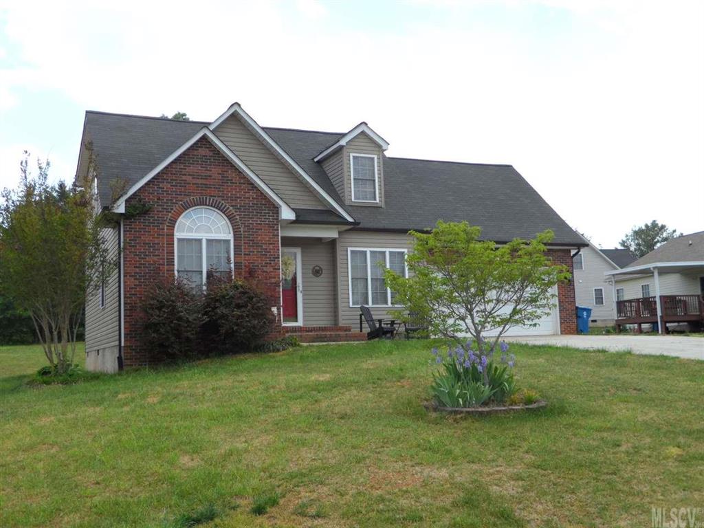 307 Pine Meadows Circle Hickory NC 28601