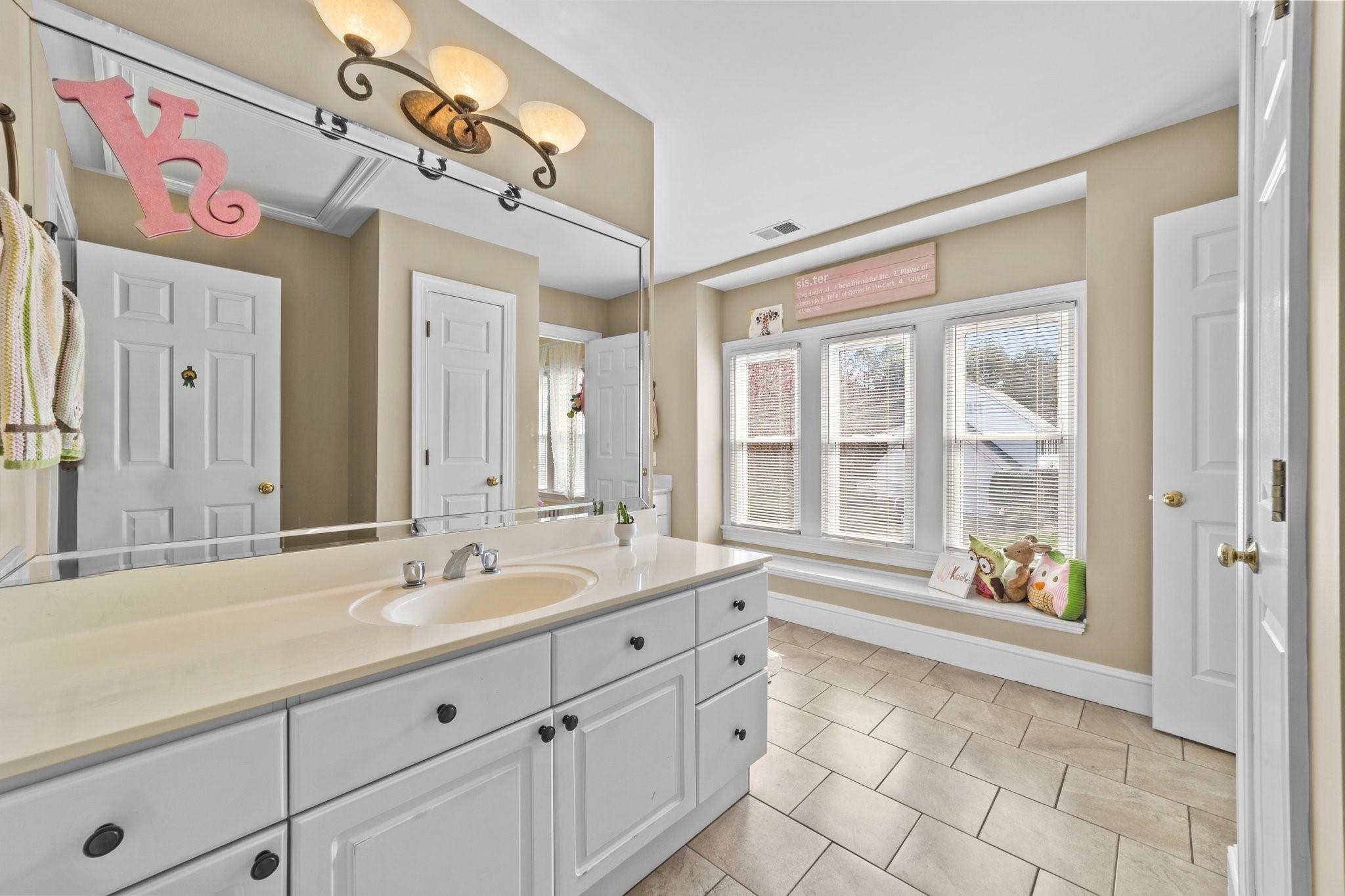4524 Pineland Place Charlotte NC 28277