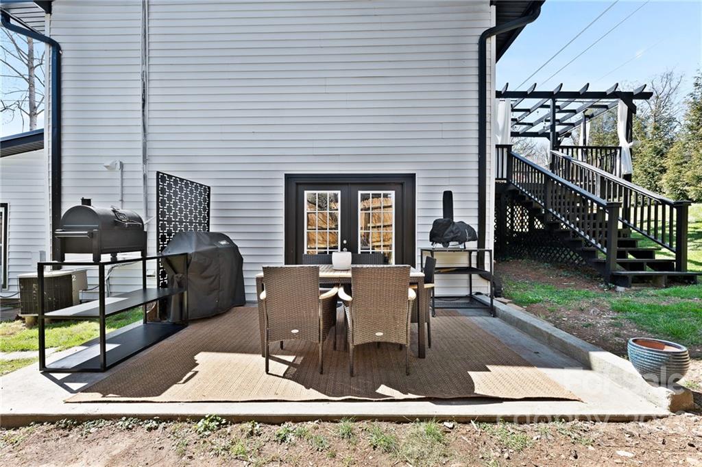 449 New Haw Creek Road Asheville NC 28805