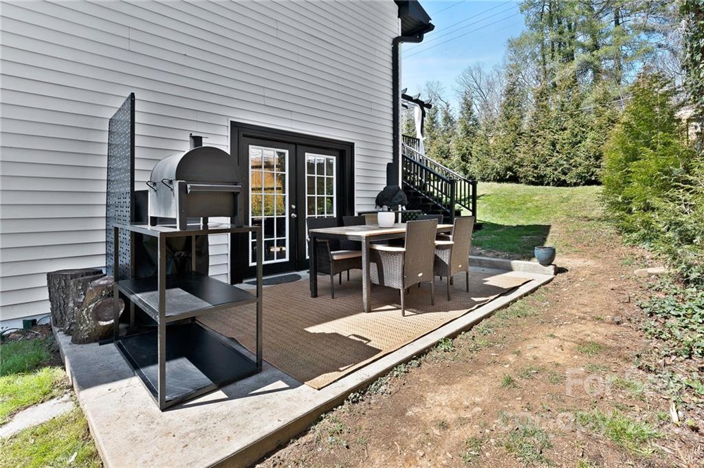 449 New Haw Creek Road Asheville NC 28805