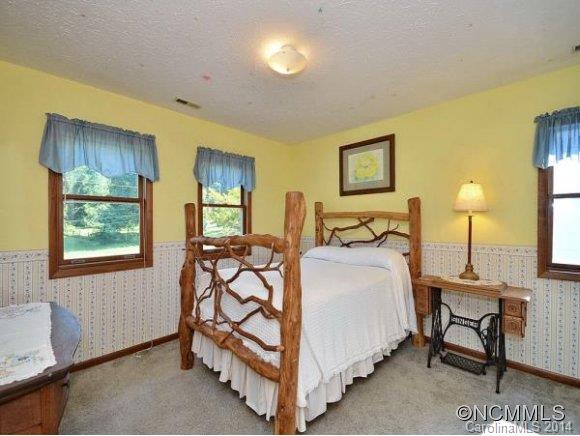 204 Vehorn Road Fairview NC 28730