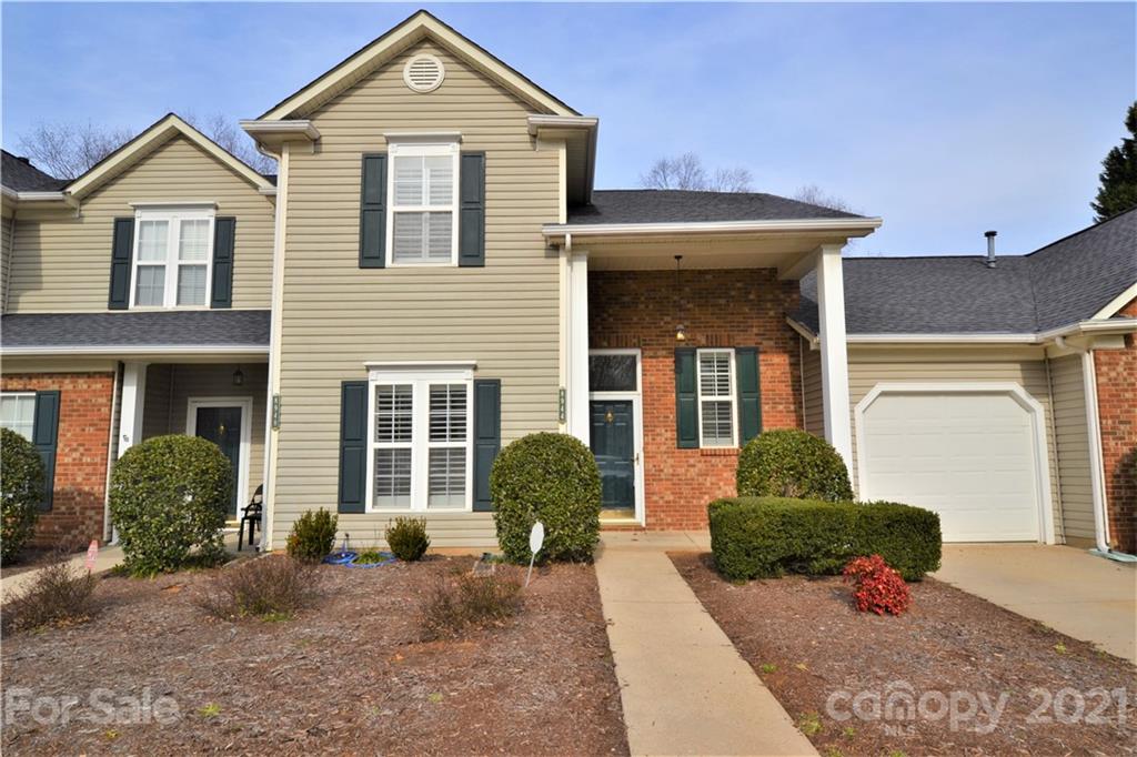 8944 Cinnabay Drive Charlotte NC 28216