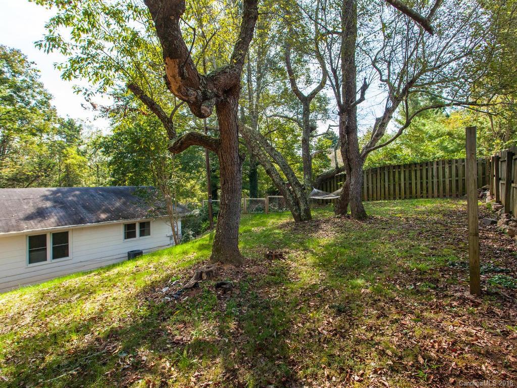 4 Revonda Drive Asheville NC 28804