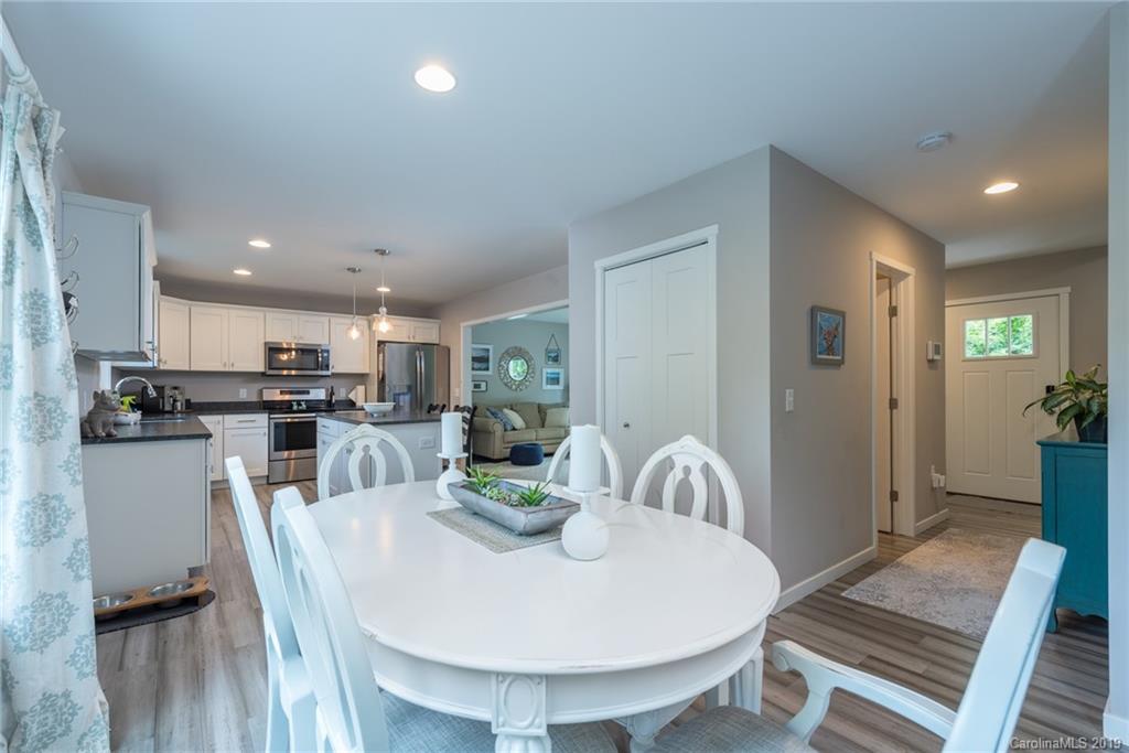 125 Park Ridge Avenue Swannanoa NC 28778