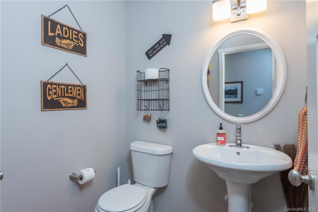 125 Park Ridge Avenue Swannanoa NC 28778