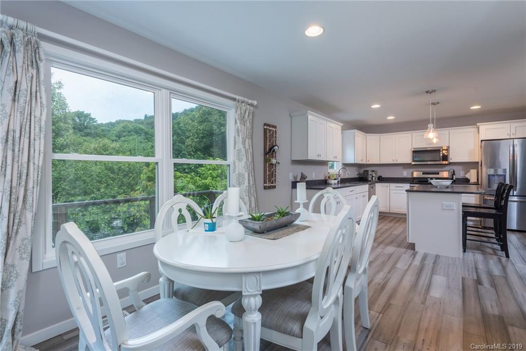 125 Park Ridge Avenue Swannanoa NC 28778