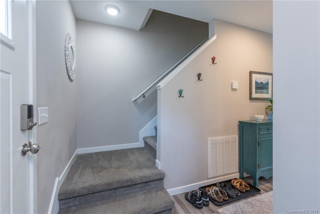 125 Park Ridge Avenue Swannanoa NC 28778
