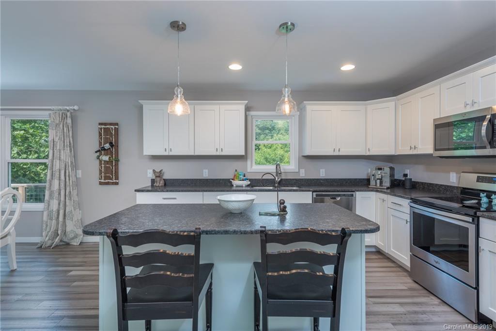 125 Park Ridge Avenue Swannanoa NC 28778