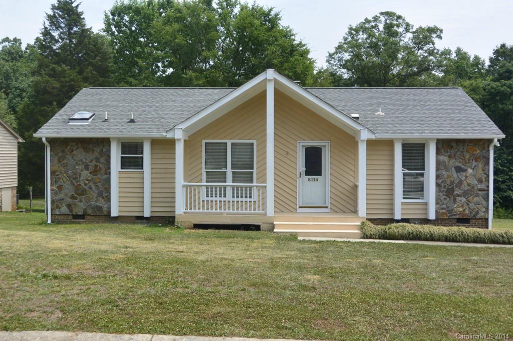 8114 Strawberry Point Drive Charlotte NC 28215