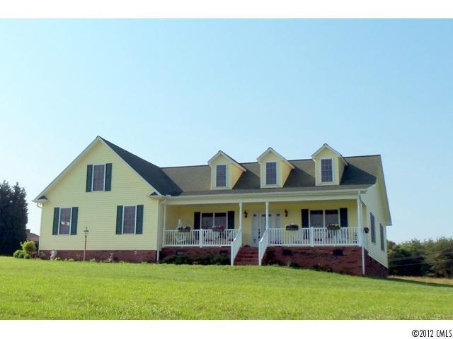 2221 Carriage Lane Lincolnton NC 28092