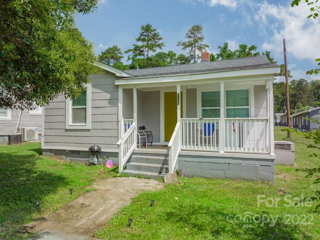 2454 Elmin Street Charlotte NC 28208