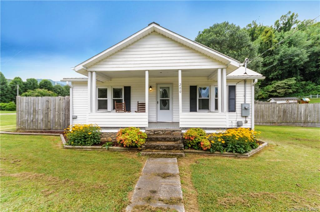 200 Hendrix Street Waynesville NC 28786
