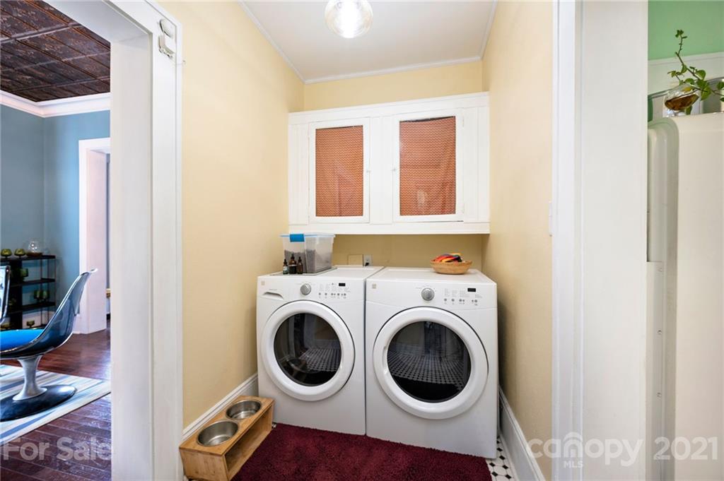 18 Robinwood Avenue Asheville NC 28806