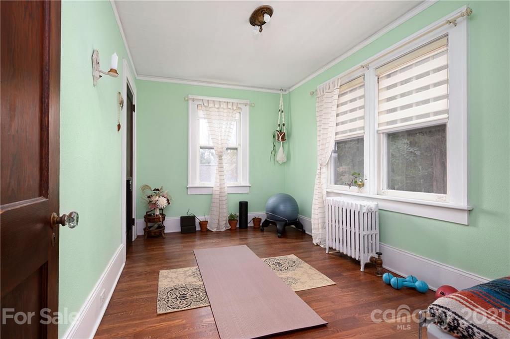 18 Robinwood Avenue Asheville NC 28806