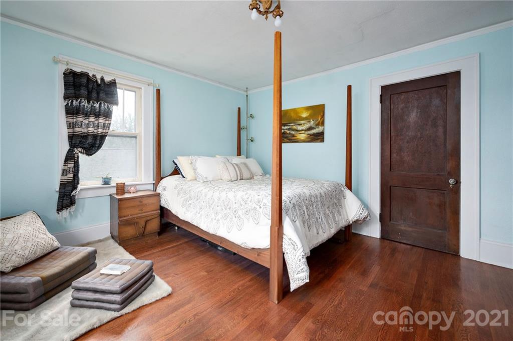 18 Robinwood Avenue Asheville NC 28806