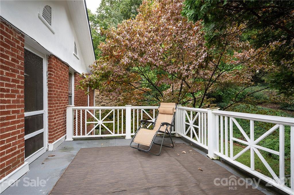 18 Robinwood Avenue Asheville NC 28806