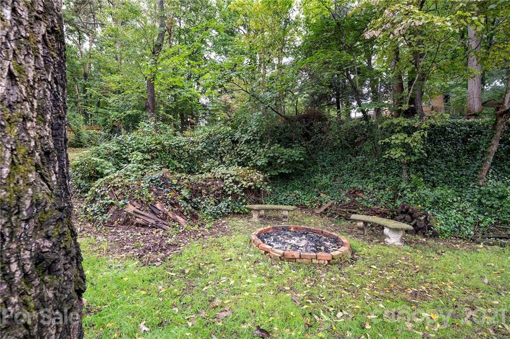 18 Robinwood Avenue Asheville NC 28806