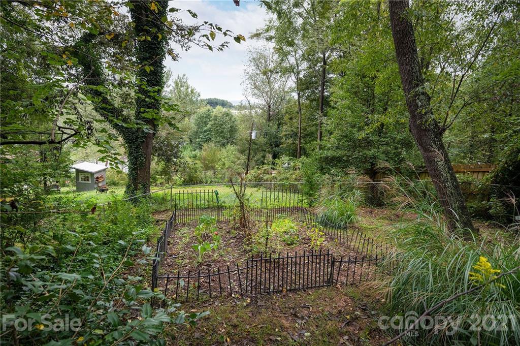 18 Robinwood Avenue Asheville NC 28806