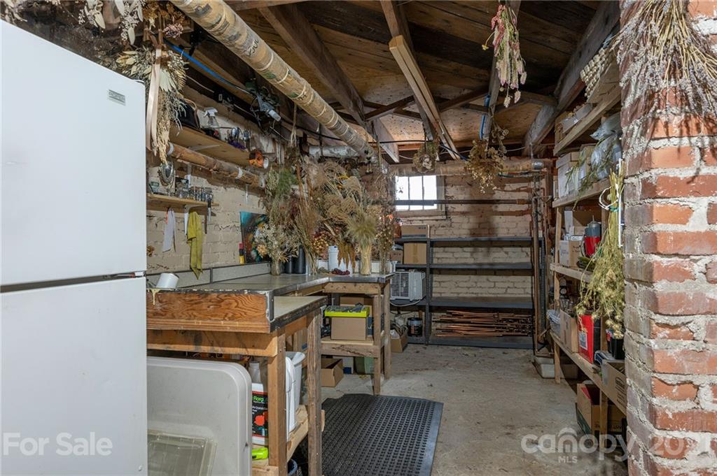 18 Robinwood Avenue Asheville NC 28806