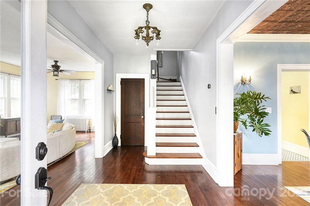 18 Robinwood Avenue Asheville NC 28806