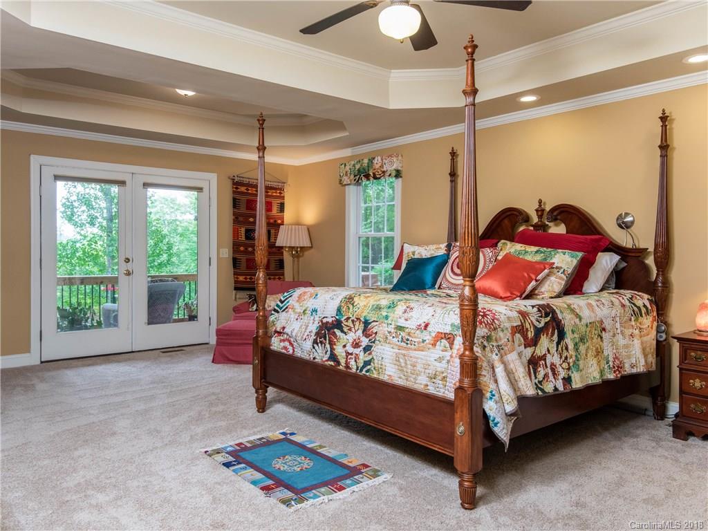 10 Orrin Lane Candler NC 28715
