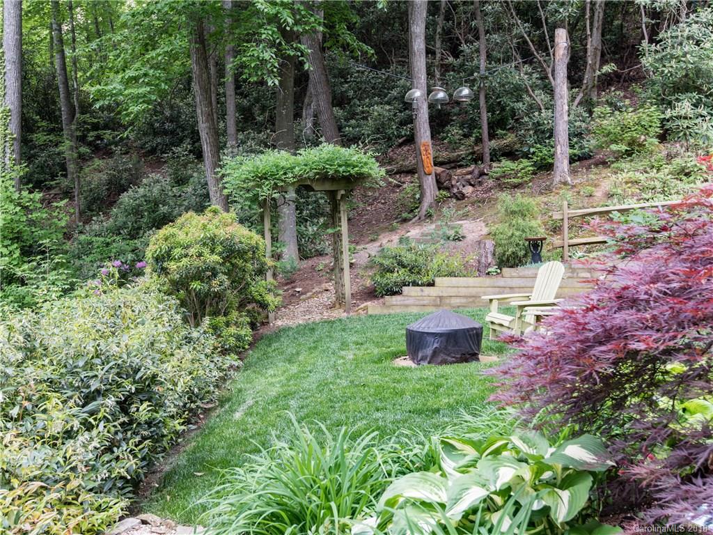 10 Orrin Lane Candler NC 28715
