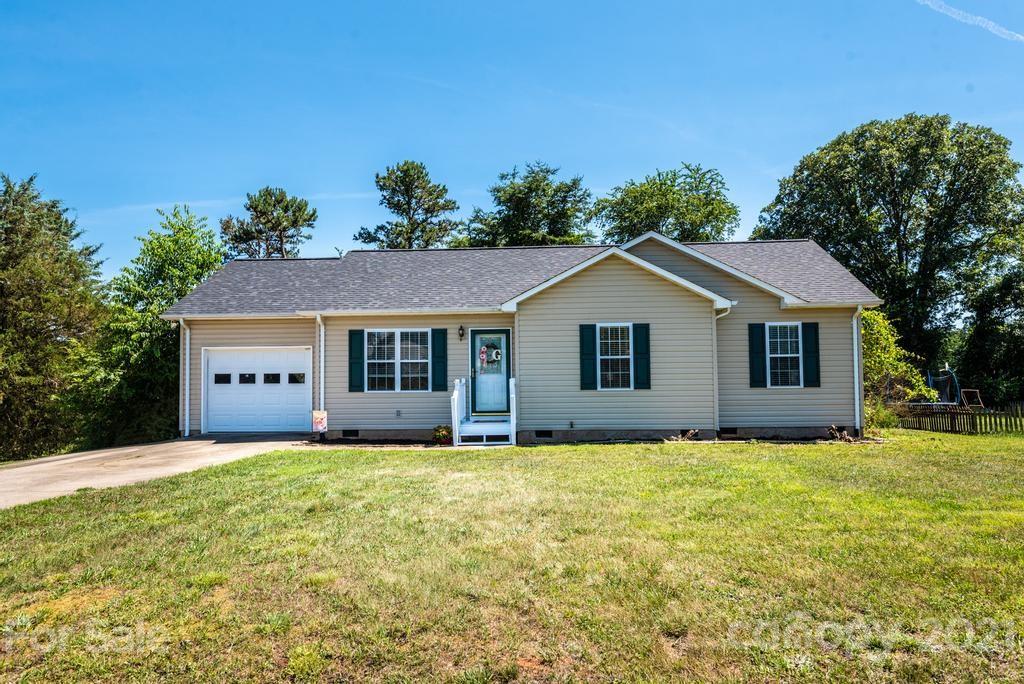 5823 Sparrow Drive Granite Falls NC 28630