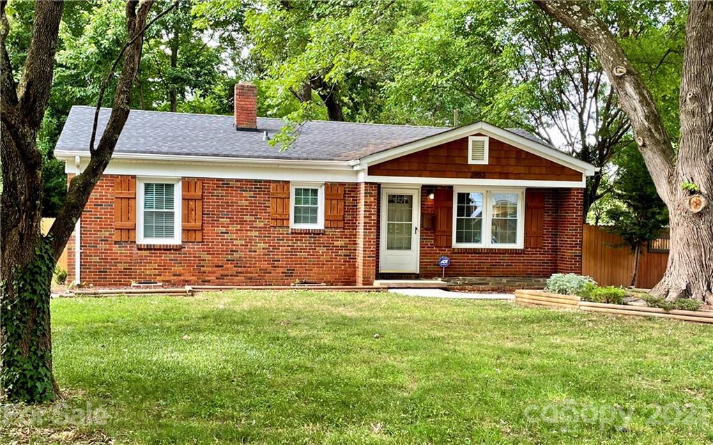 2953 Enfield Road Charlotte NC 28205