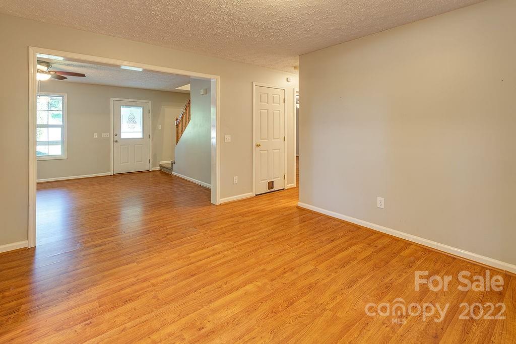 75 Captains Drive Candler NC 28715