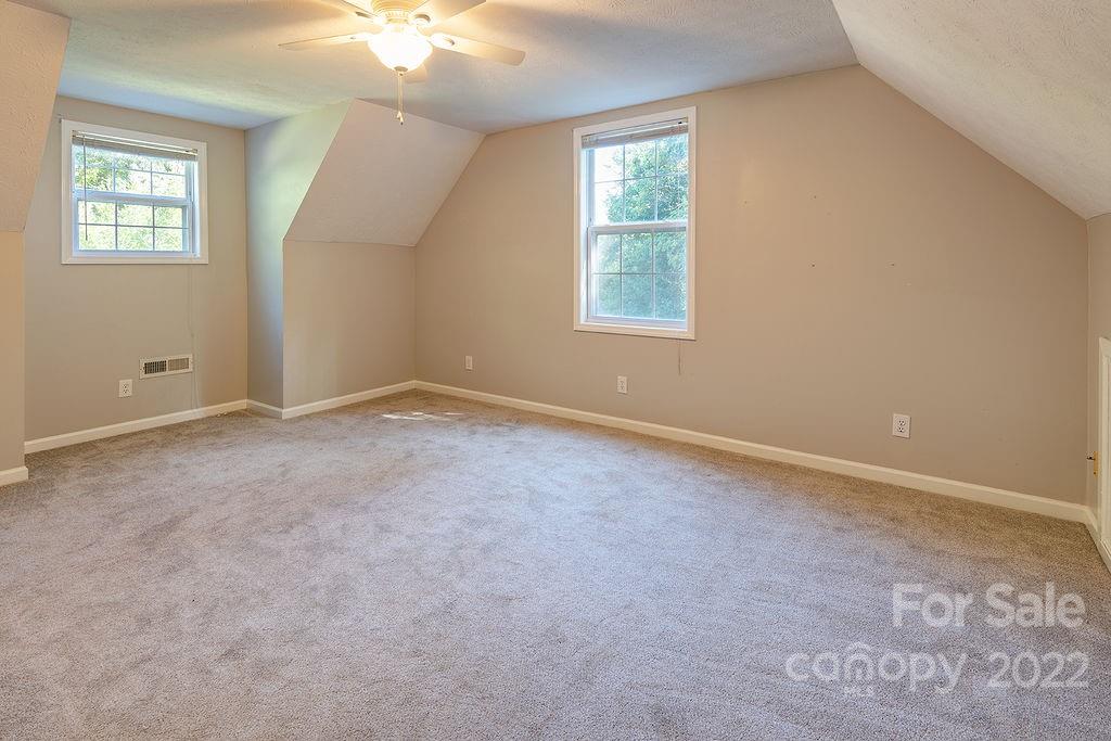 75 Captains Drive Candler NC 28715