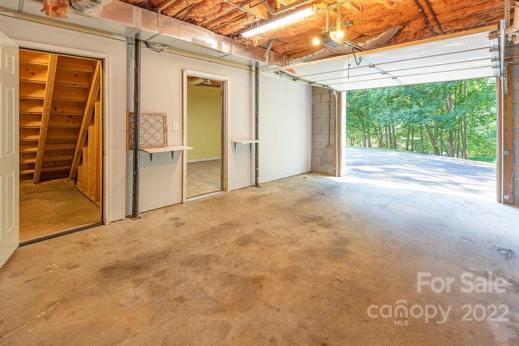 75 Captains Drive Candler NC 28715