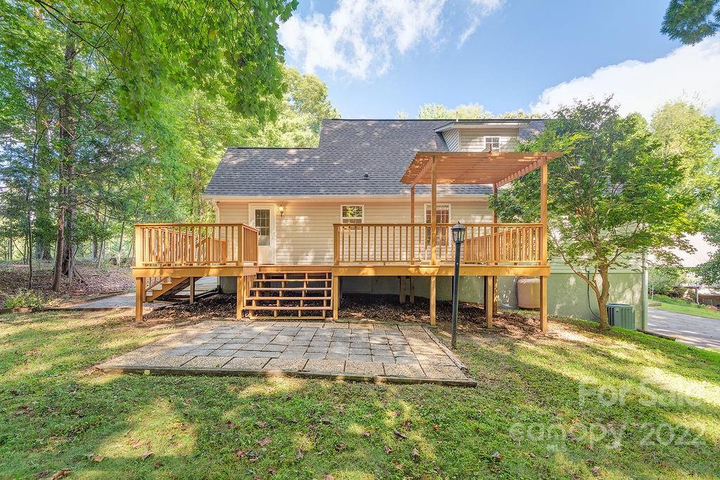 75 Captains Drive Candler NC 28715