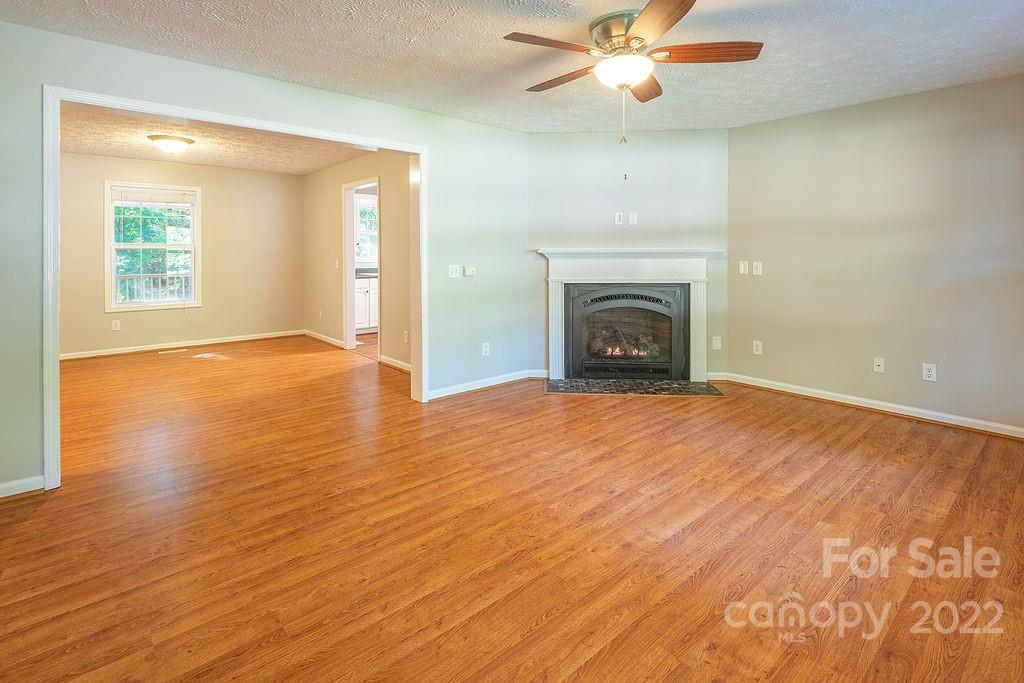 75 Captains Drive Candler NC 28715