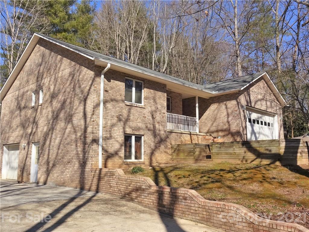 65 Blackberry Lane Mills River NC 28759