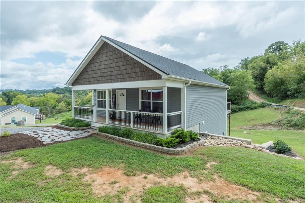 1048 Bear Creek Road Leicester NC 28748