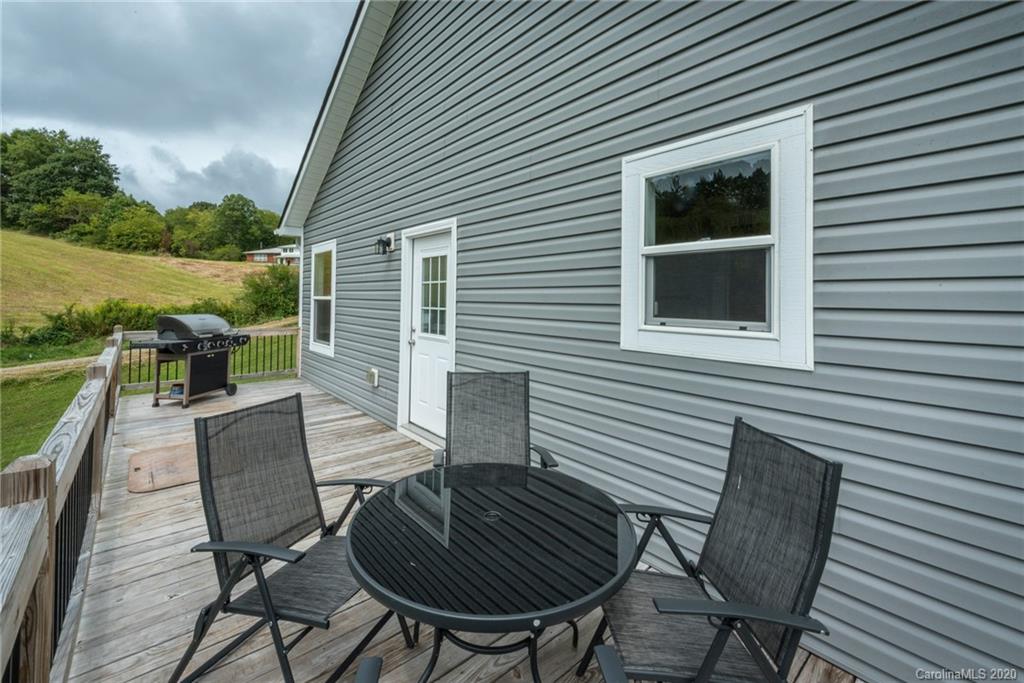 1048 Bear Creek Road Leicester NC 28748