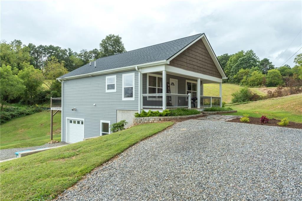 1048 Bear Creek Road Leicester NC 28748