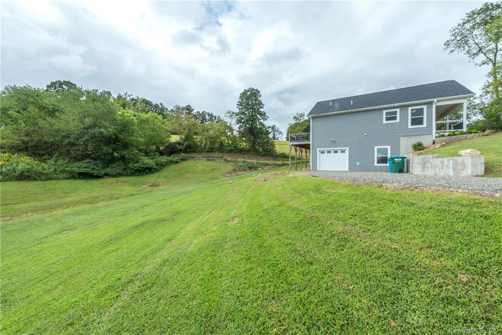 1048 Bear Creek Road Leicester NC 28748