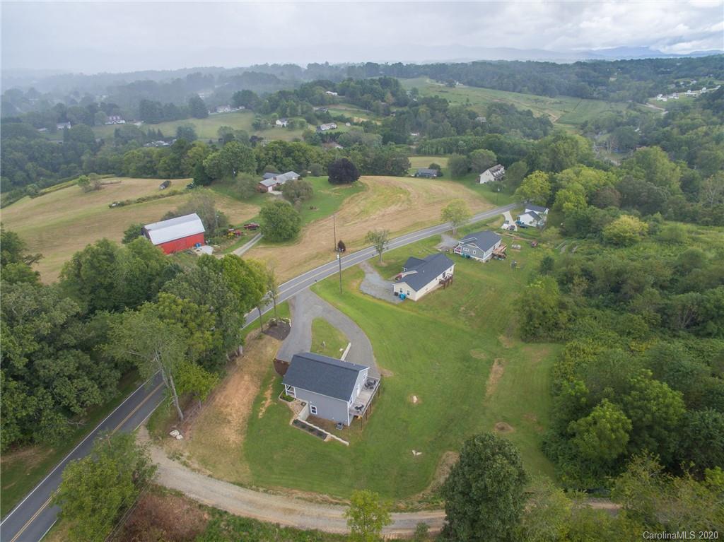 1048 Bear Creek Road Leicester NC 28748
