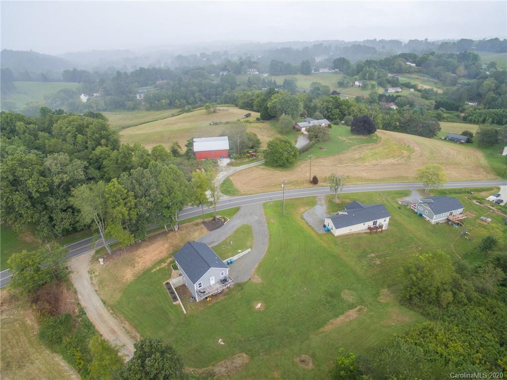 1048 Bear Creek Road Leicester NC 28748