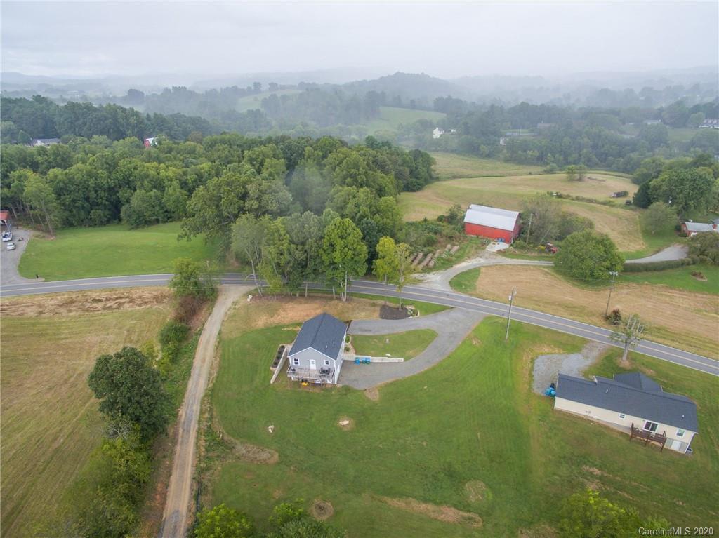1048 Bear Creek Road Leicester NC 28748
