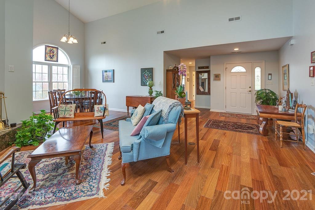 20 Stonebridge Drive Asheville NC 28805