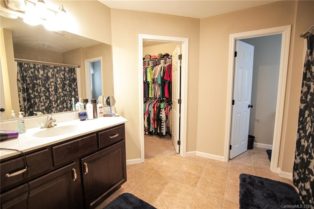 48 Parrot Road Candler NC 28715