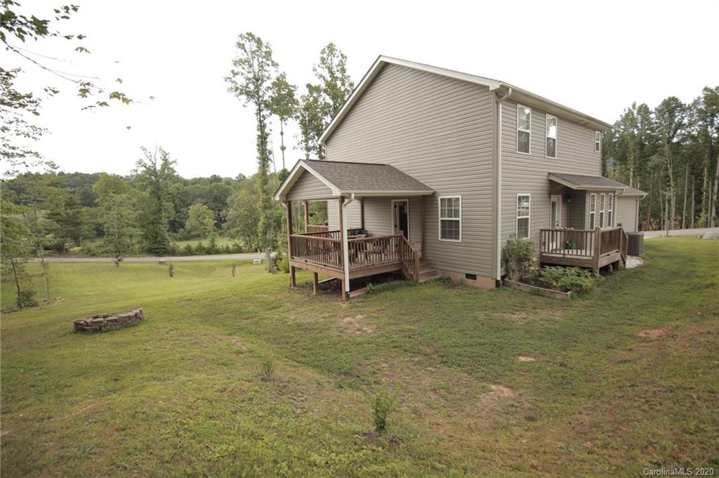 48 Parrot Road Candler NC 28715